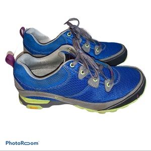 Ahnu Sugarpine Vibram Women’s Hiking Boot Shoe 7